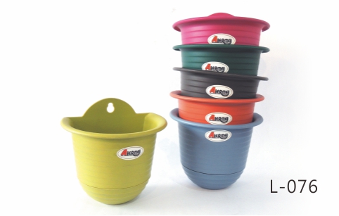 L-076 Aiermei Semi-Circle Wall Hanging Pot